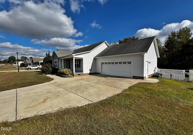 2nd image of 179 Camden Dr, Angier, NC 27501 | MLS# 10183040