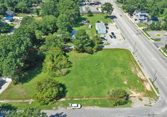 1st image of 202 S Church St, Kenly, NC 27542 | MLS# 10184264