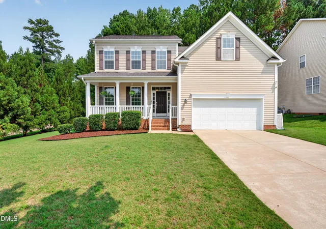 Photo 2 of Single family home for sale at 216 Magnolia Meadow Way, Holly Springs, NC 27540 | MLS# 10183268 | Listing updated on 2026-09-03