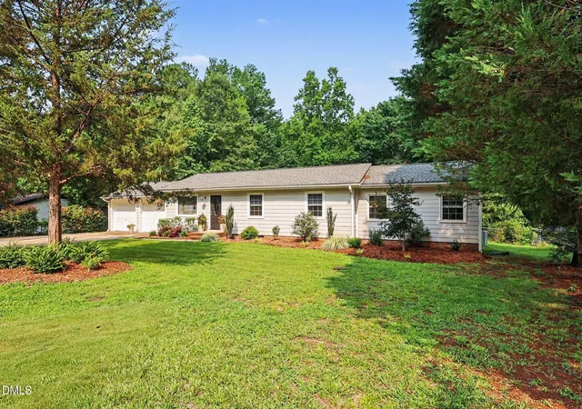 2nd image of 9208 Holly Springs Rd, Apex, NC 27539 | MLS# 10183481