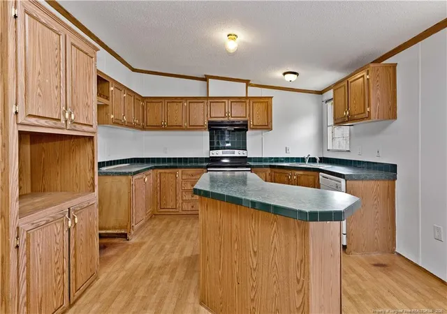 Photo 5 of Manufactured home for sale at 247 Eisler Dr, Lillington, NC 27546 | MLS# 766822 | Listing updated on 2026-08-21