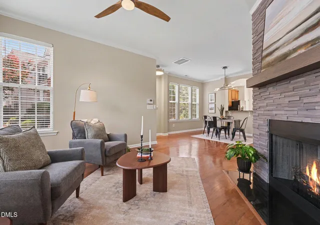 4th image of 230 Cedar Elm Rd, Durham, NC 27713 | MLS# 10183710