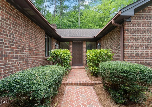 Photo 2 of Sale Pending at 4125 Picardy Dr, Raleigh, NC 27612 | MLS# 10183486 | Listing updated on 2026-08-23