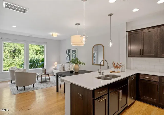 5th image of 149 Manordale Dr, Chapel Hill, NC 27517 | MLS# 10183735
