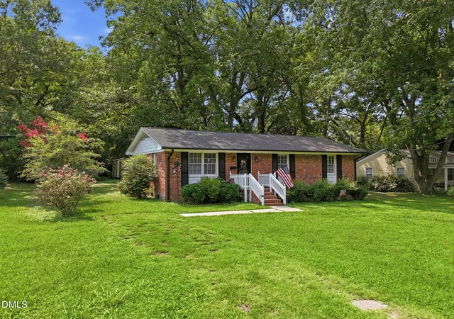 1st image of 303 Sunset Ave, Oxford, NC 27565 | MLS# 10183122