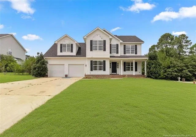 Photo 1 of Single family home for sale at 10 Candler Ct, Cameron, NC 28326 | MLS# 766796 | Listing updated on 2026-09-18