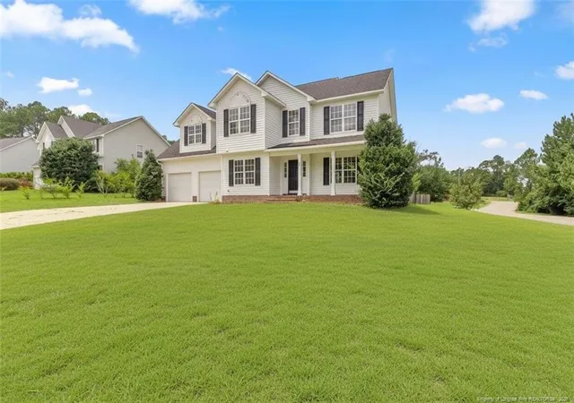 Photo 3 of Single family home for sale at 10 Candler Ct, Cameron, NC 28326 | MLS# 766796 | Listing updated on 2026-09-18