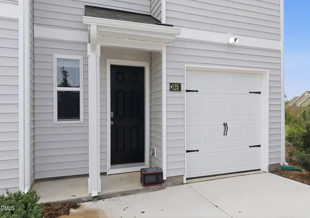 Photo 3 of Townhouse for sale at 125 Kimber Dr, Rocky Mount, NC 27804 | MLS# 10183138 | Listing updated on 2026-09-02