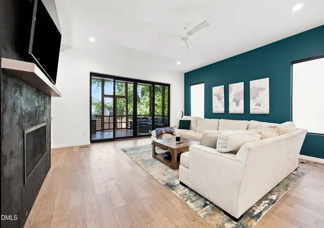 Listing Photo 1 - Condo for sale in building located at 907 N State St, Raleigh, NC 27604