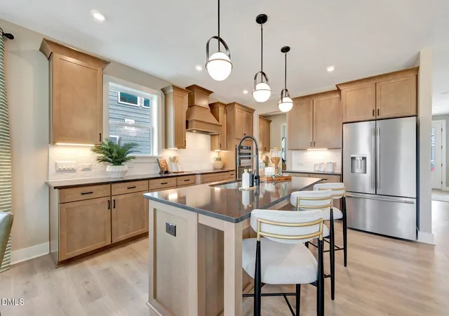 Photo 5 of Single family home for sale at 2478 Vetrina Way, Apex, NC 27502 | MLS# 10183291 | Listing updated on 2026-07-30