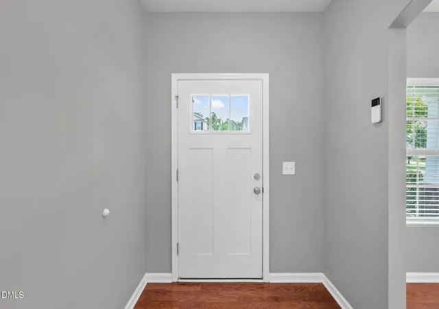 3rd image of 223 River Oak St, Spring Lake, NC 28390 | MLS# 10183220