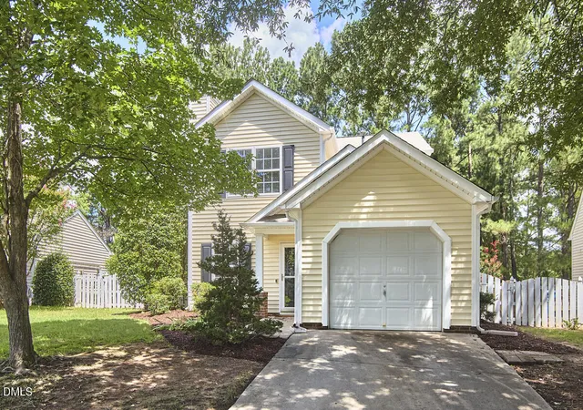 1st image of 628 Ashford Ln, Durham, NC 27713 | MLS# 10185146