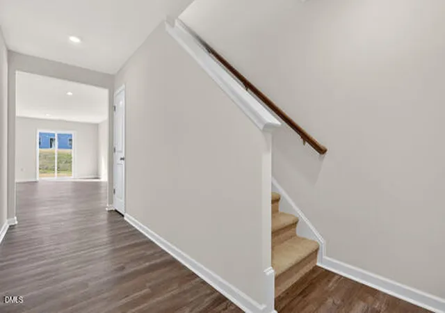 2nd image of 507 Chestnut Oak Dr, Sanford, NC 27332 | MLS# 10183125