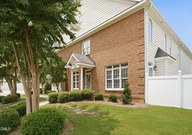 Photo 2 of Townhouse for sale at 4034 Townes Ct N, Wilson, NC 27896 | MLS# 10183136 | Listing updated on 2026-07-29