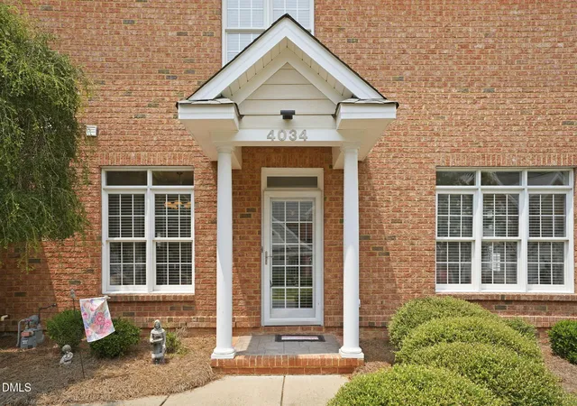 Photo 3 of Townhouse for sale at 4034 Townes Ct N, Wilson, NC 27896 | MLS# 10183136 | Listing updated on 2026-10-01