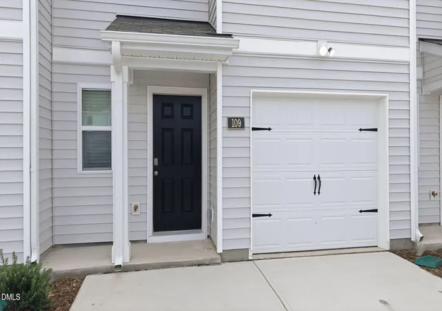 Photo 3 of Townhouse for sale at 109 Kimber Dr, Rocky Mount, NC 27804 | MLS# 10183131 | Listing updated on 2026-09-02