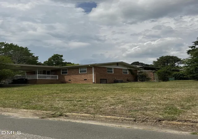 1st image of 117 Ward Ave, Oxford, NC 27565 | MLS# 10183711