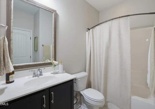 4th image of 619 Laurel Berry Ct, Apex, NC 27523 | MLS# 10183598