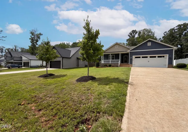 2nd image of 133 Ottawa Dr, Louisburg, NC 27549 | MLS# 10183175