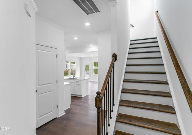 2nd image of 208 Browler Ct, Angier, NC 27501 | MLS# 10183154