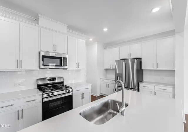 4th image of 208 Browler Ct, Angier, NC 27501 | MLS# 10183154