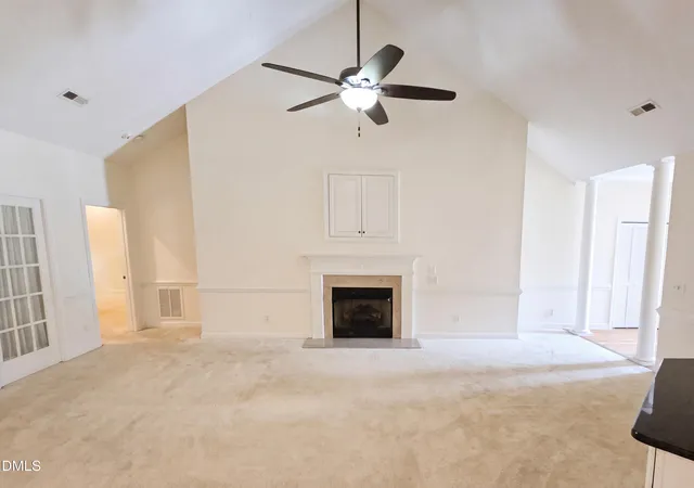 Photo 3 of Single family home for sale at 302 Commonsgate Dr, Goldsboro, NC 27530 | MLS# 10183177 | Listing updated on 2026-09-03