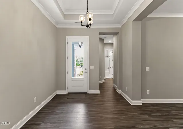 Photo 4 of Sale Pending at 200 Middleton Pl, Chapel Hill, NC 27516 | MLS# 10183455 | Listing updated on 2026-08-08