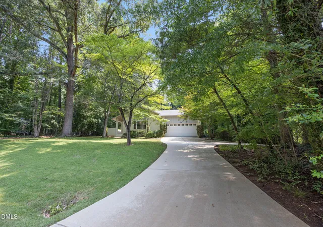 Photo 3 of Single family home for sale at 8608 Caswell Ct, Raleigh, NC 27613 | MLS# 10183704 | Listing updated on 2026-10-07