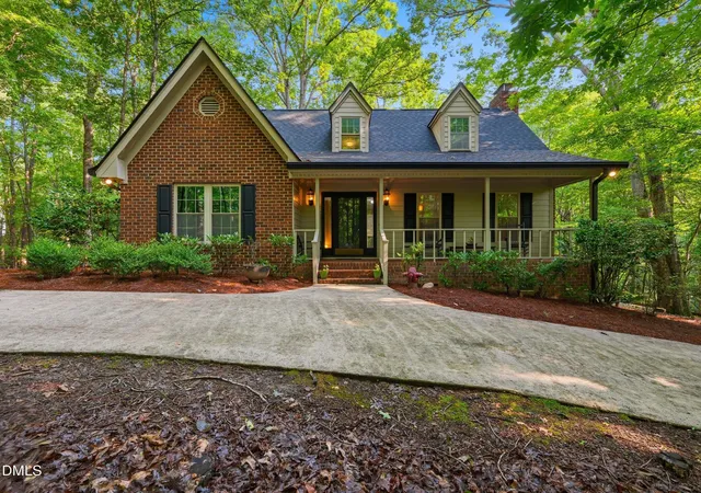 1st image of 2001 Dove Ln, Clayton, NC 27527 | MLS# 10183201