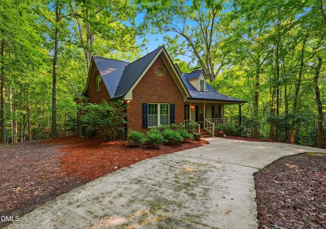 2nd image of 2001 Dove Ln, Clayton, NC 27527 | MLS# 10183201