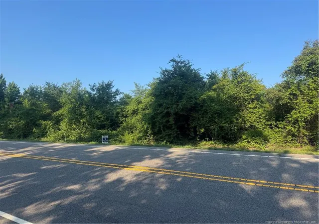 2nd image of 7990 Cedar Creek Rd, Fayetteville, NC 28312 | MLS# 766813