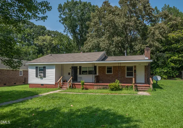1st image of 519 E Walnut Ave, Wake Forest, NC 27587 | MLS# 10183856