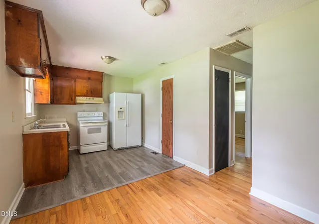 5th image of 519 E Walnut Ave, Wake Forest, NC 27587 | MLS# 10183856