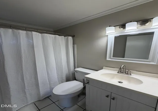 14th image of 633 Daniels St #C, Raleigh, NC 27605 | MLS# 10183990