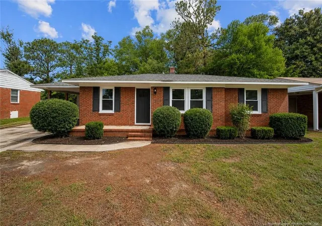 Photo 1 of Single family home for sale at 4816 Redwood Dr, Fayetteville, NC 28304 | MLS# 766854 | Listing updated on 2026-09-12
