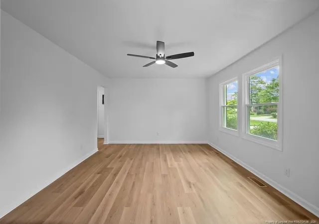 Photo 3 of Single family home for sale at 4816 Redwood Dr, Fayetteville, NC 28304 | MLS# 766854 | Listing updated on 2026-09-12