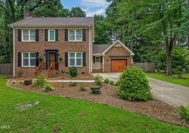 Photo 2 of Single family home for sale at 4809 Frankie Rd, Fuquay Varina, NC 27526 | MLS# 10183819 | Listing updated on 2026-09-03