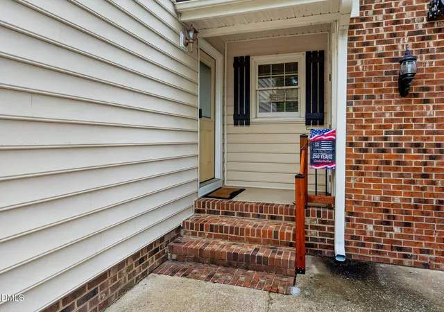 Photo 3 of Single family home for sale at 4809 Frankie Rd, Fuquay Varina, NC 27526 | MLS# 10183819 | Listing updated on 2026-09-03