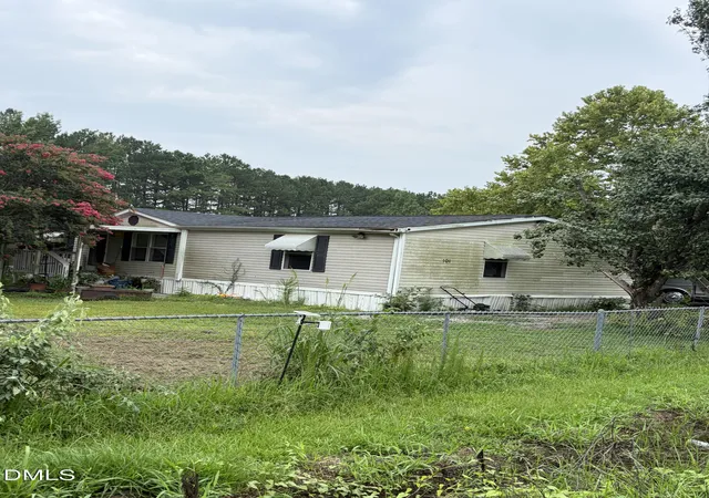 4th image of 101 Lois Ln, Clayton, NC 27520 | MLS# 10183558