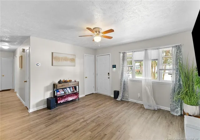 4th image of 1705 Grandview Dr, Fayetteville, NC 28314 | MLS# 765693
