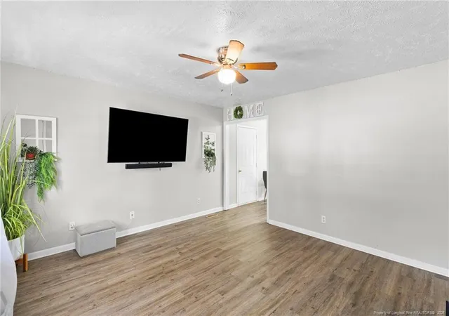 5th image of 1705 Grandview Dr, Fayetteville, NC 28314 | MLS# 765693