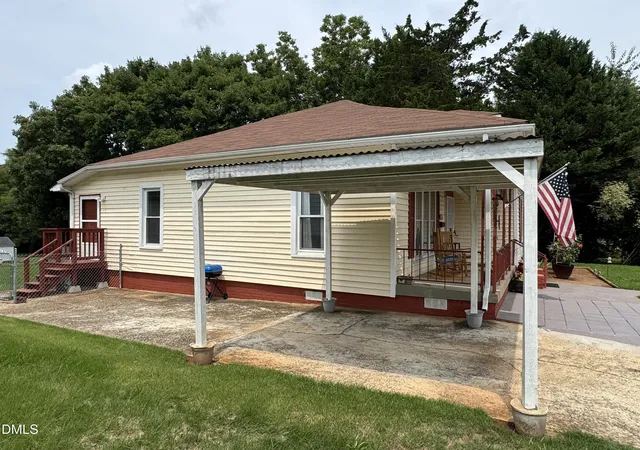 10th image of 215 W Parker St, Graham, NC 27253 | MLS# 10183320