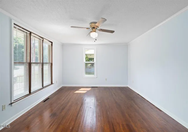 Photo 4 of Single family home for sale at 215 W Parker St, Graham, NC 27253 | MLS# 10183320 | Listing updated on 2026-09-15