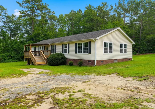 Photo 4 of Sale Pending at 62 Sylvan Ln, Cameron, NC 28326 | MLS# 10183427 | Listing updated on 2026-08-18