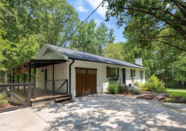 Photo 3 of Single family home for sale at 4315 Holloman Rd, Durham, NC 27703 | MLS# 10183476 | Listing updated on 2026-10-09