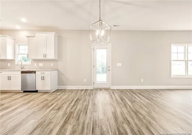 5th image of 1922 Bluffside Dr, Fayetteville, NC 28312 | MLS# 766892