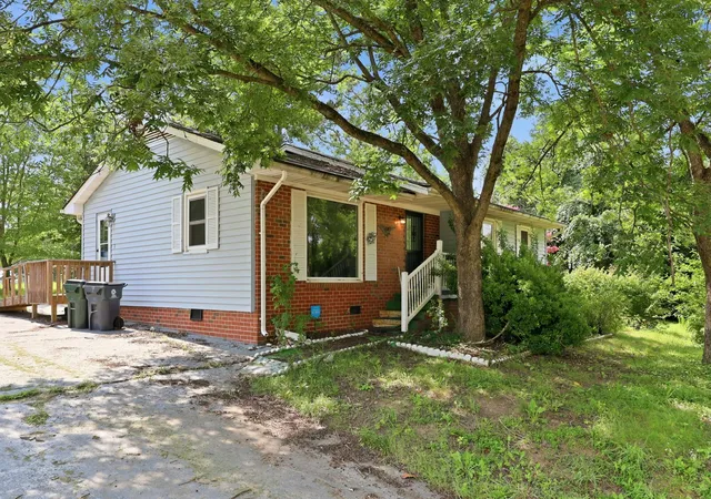 1st image of 104 Alex St, Oxford, NC 27565 | MLS# 10183350