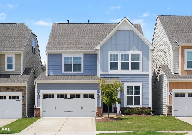 2nd image of 104 Cressida Wds Dr, Holly Springs, NC 27540 | MLS# 10183433