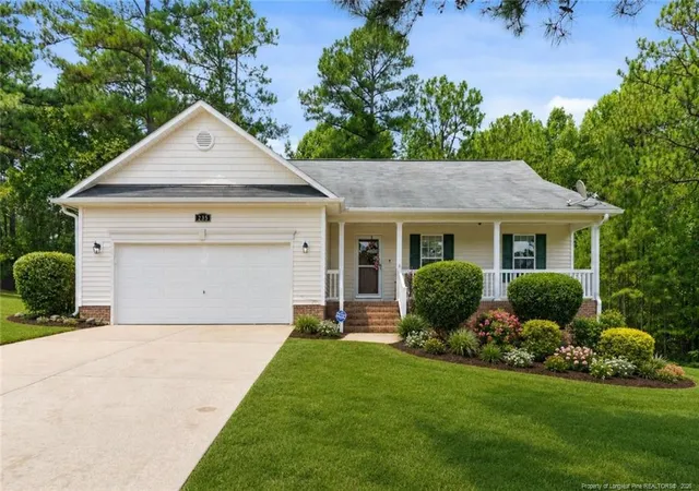2nd image of 235 Cobblestone Dr, Spring Lake, NC 28390 | MLS# 766769