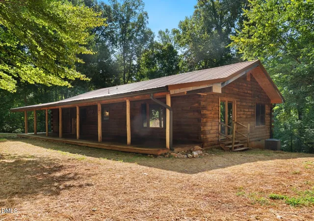2nd image of 372 Round Fish Dr, Sanford, NC 27330 | MLS# 10187110